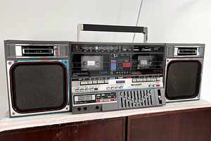 SHARP GF-800Z(D) retro raadio boombox sang (1 foto / 6)