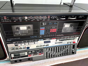 SHARP GF-800Z(D) retro raadio boombox sang (2 foto / 6)