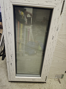 UUS PVC aken (2 foto / 2)