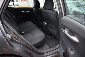 Autorent Toyota Auris (9 foto / 10)