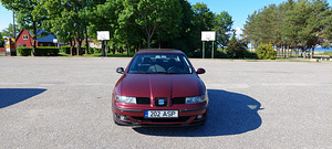 Seat toledo 1.9 81kw (1 foto / 10)