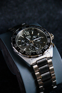 TAG Heuer Formula 1 Chronograph Quartz Men 43 mm (8 foto / 10)