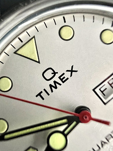 Timex Q Mens Pepsi Bezel (4 foto / 8)