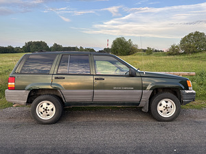 Jeep Grand Cherokee 4.0 135kW. (6 foto / 11)