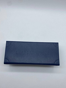 Louis Vuitton L Waimea (Unisex) (8 foto / 8)