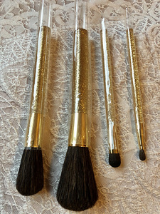 Uus meigi makeup 4tk  (2 foto / 2)