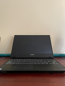 Lenovo Y530 (1 foto / 3)