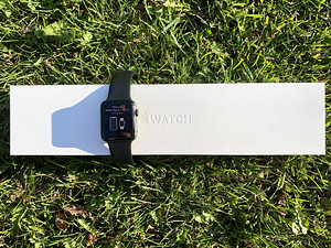 Apple Watch Series 2 42mm (3 фото из 3)