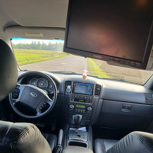 Kia Sorento 2007 (3 foto / 10)