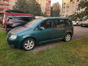 Vw touran 2.0 tdi AZV 100kw (1 foto / 5)
