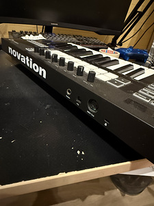 Novation Launchkey 25 mk3 (2 фото из 3)