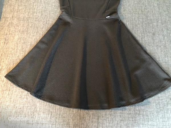 Müüa uus Armani kleit (foto #4)