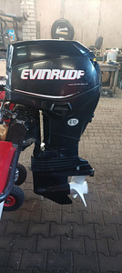 Evinrude Etec 40HP (3 фото из 3)