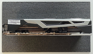 AMD Radeon™ Sapphire NITRO+ RX 6750 XT (3 foto / 4)