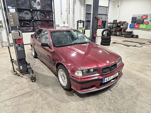 BMW E36 325i M50B20 (3 фото из 7)