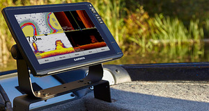 Kajalood / plotter Garmin ECHOMAP™ Ultra 122sv (4 foto / 6)