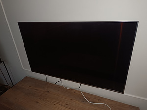 Panasonic TX-49FX700 49” 4K Smart TV (1 foto / 5)