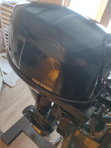 YAMAHA REPLICA, 4TAKTI, 9.9HP (4 foto / 9)