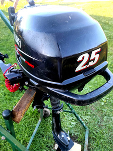 2015a Suzuki 2.5hj 4 stroke (2 фото из 6)