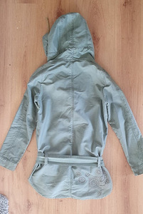 Guess куртка (3 фото из 8)