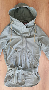 Guess куртка (7 фото из 8)