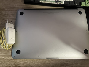 MacBook Air 13-inch, 2015 (4 foto / 4)