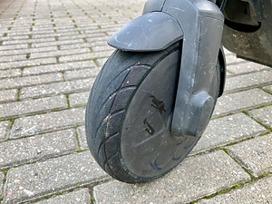 Elektritõukeratas Ninebot Kickscooter ES2 (5 foto / 6)