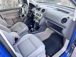 Volkswagen Caddy 1.9TDI (10 фото из 10)