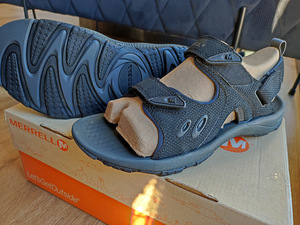 Сандалии для походов MERRELL (3 фото из 4)