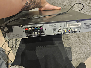 Колонка Sony (2 фото из 4)