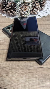 Samsung Galaxy S23 Ultra 512GB (2 foto / 3)