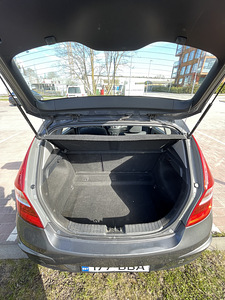 Hyundai i30 1.4 80kW 2008 (7 foto / 14)