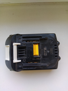 Makita aku 18v 1,5 Ah. (4 foto / 5)