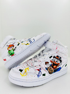 Роспись одежды/ стен (2 фото из 10)