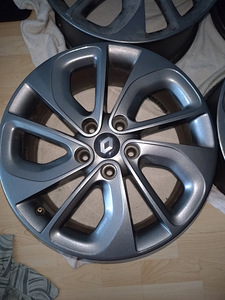 Renault 17tollised veljed (1 foto / 2)