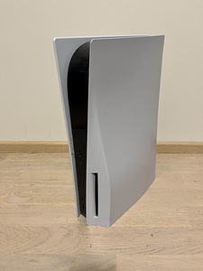 PlayStation 5 Disc Edition 825 GB (1 foto / 3)