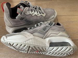 JORDAN size 36,5