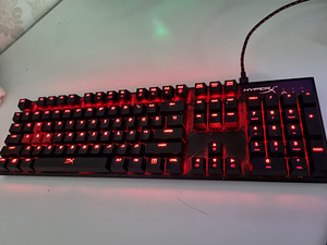 Mänguarvuti i7‑8700 / GTX 1080 + 2 monitori + lisad komplekt (5 foto / 6)