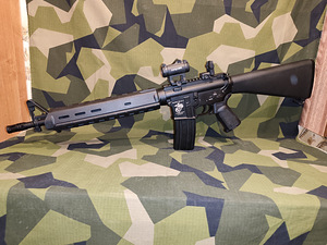 M16 (1 foto / 2)