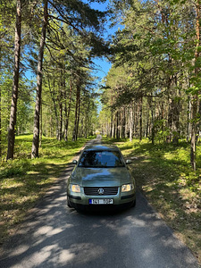 Volkswagen Passat 1.9d 96kw (6 foto / 9)