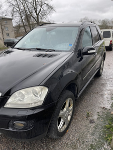 Mercedes ML 320d (3 foto / 10)