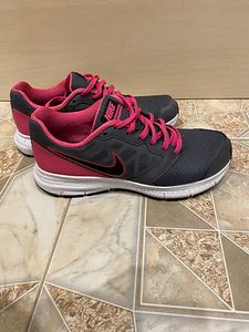 Tossud nike 36 suurus (1 foto / 5)