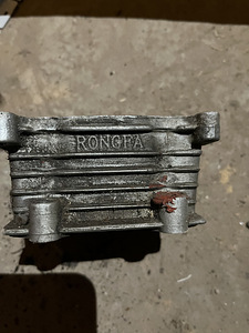 Muua vanade mopeedide asjad (5 foto / 10)