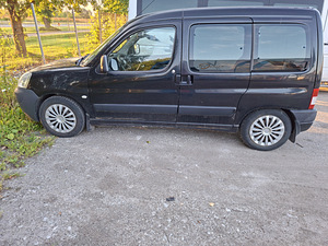 Citroen Berlingo 1.6 66kw 2008a (3 foto / 11)