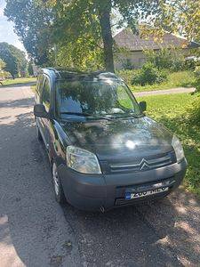 Citroen Berlingo 1.6 66kw 2008a (1 foto / 11)