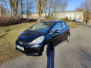 Honda Jazz Comfort 1.3 73kW (8 foto / 14)