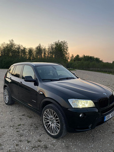 BMW X3 xDrive 30d 3.0 190kW (7 foto / 14)