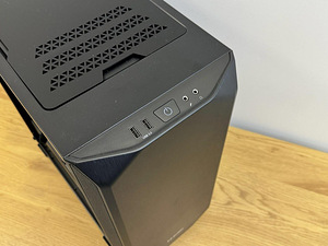 Lauaarvuti - Ryzen 7 5800X + GeForce RTX 3070 + 32GB RAM (4 foto / 6)