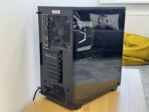 Lauaarvuti - Ryzen 7 5800X + GeForce RTX 3070 + 32GB RAM (5 foto / 6)
