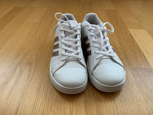 Adidas nahast tossud 36 (2 foto / 3)